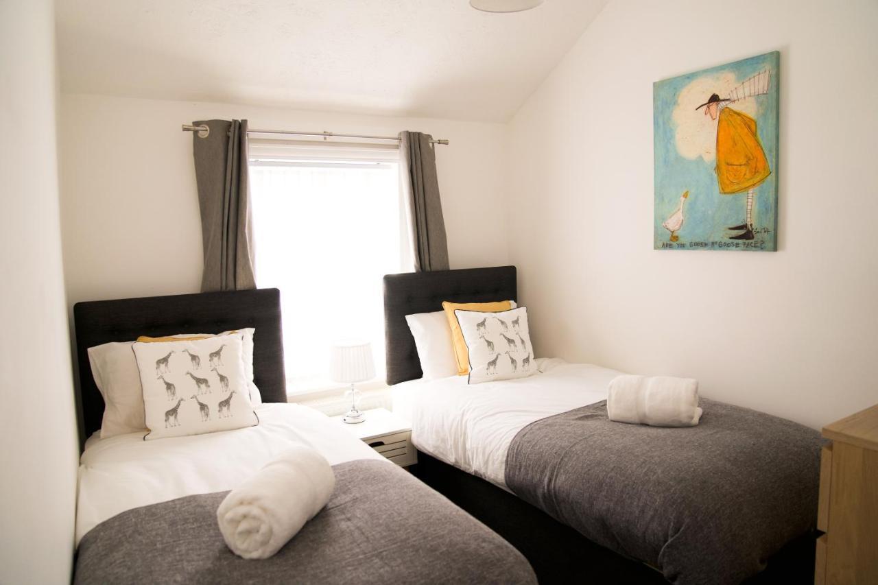 ドンカスター3Br-St Johns Hse-Free Parking-Workers-Kitchen-Wifi-Dog Friendlyアパートメント エクステリア 写真