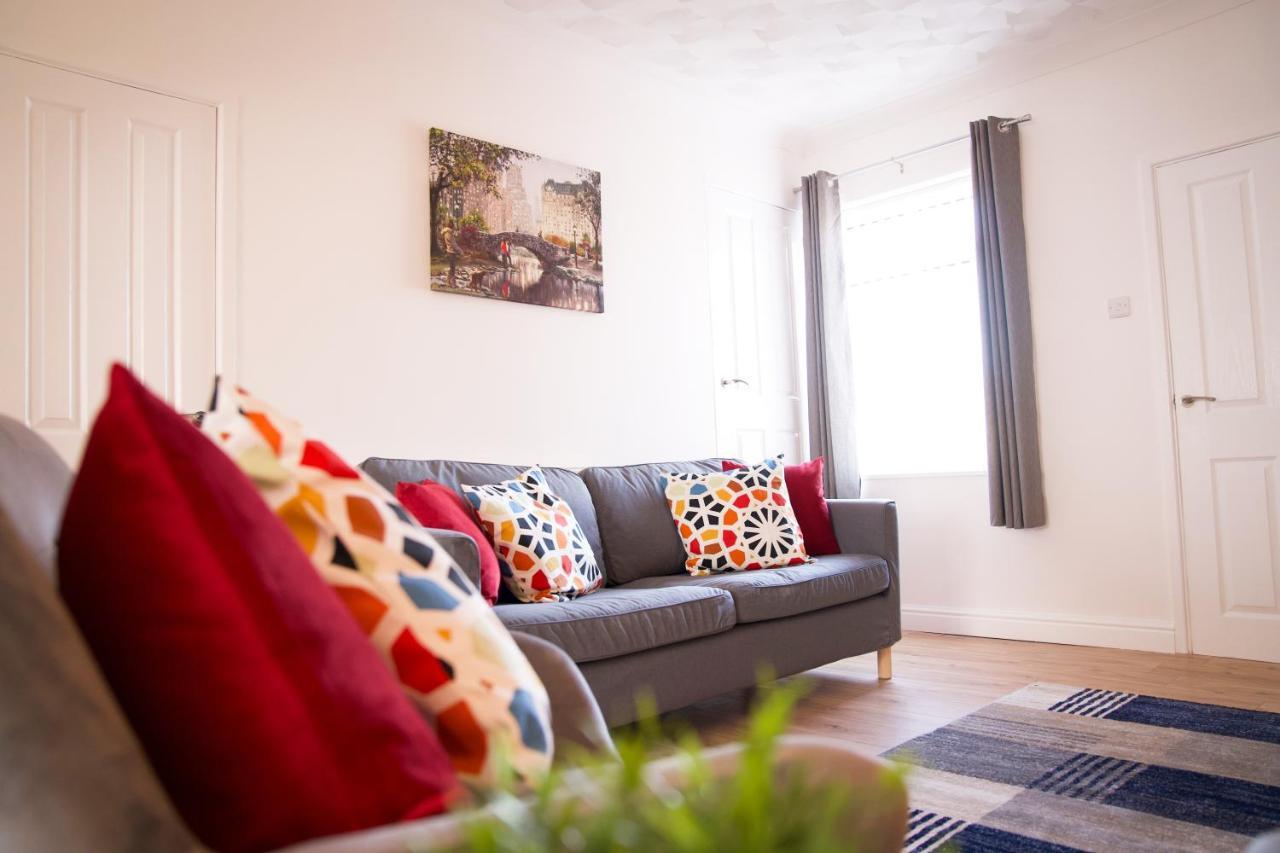 ドンカスター3Br-St Johns Hse-Free Parking-Workers-Kitchen-Wifi-Dog Friendlyアパートメント エクステリア 写真