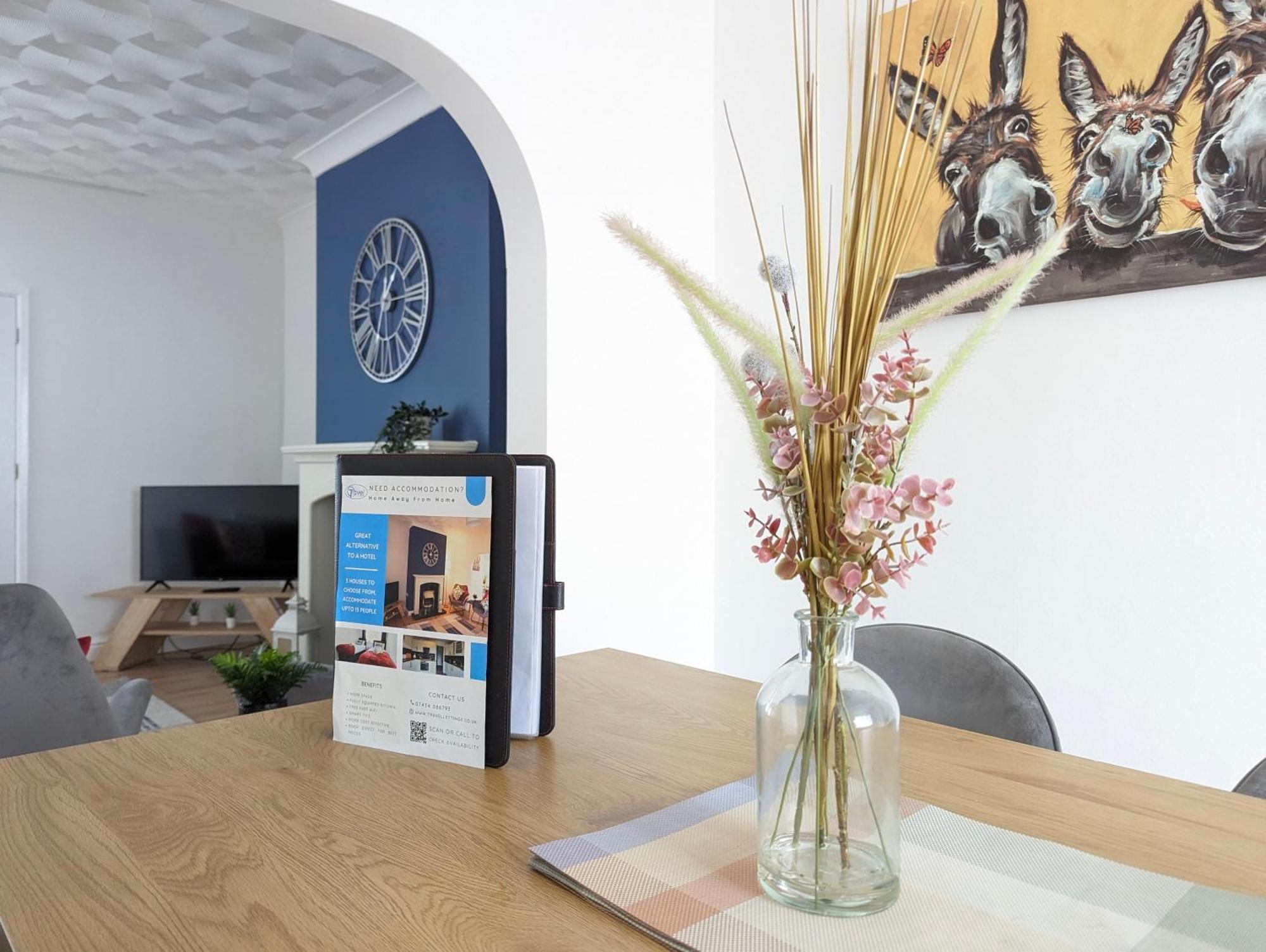 ドンカスター3Br-St Johns Hse-Free Parking-Workers-Kitchen-Wifi-Dog Friendlyアパートメント エクステリア 写真