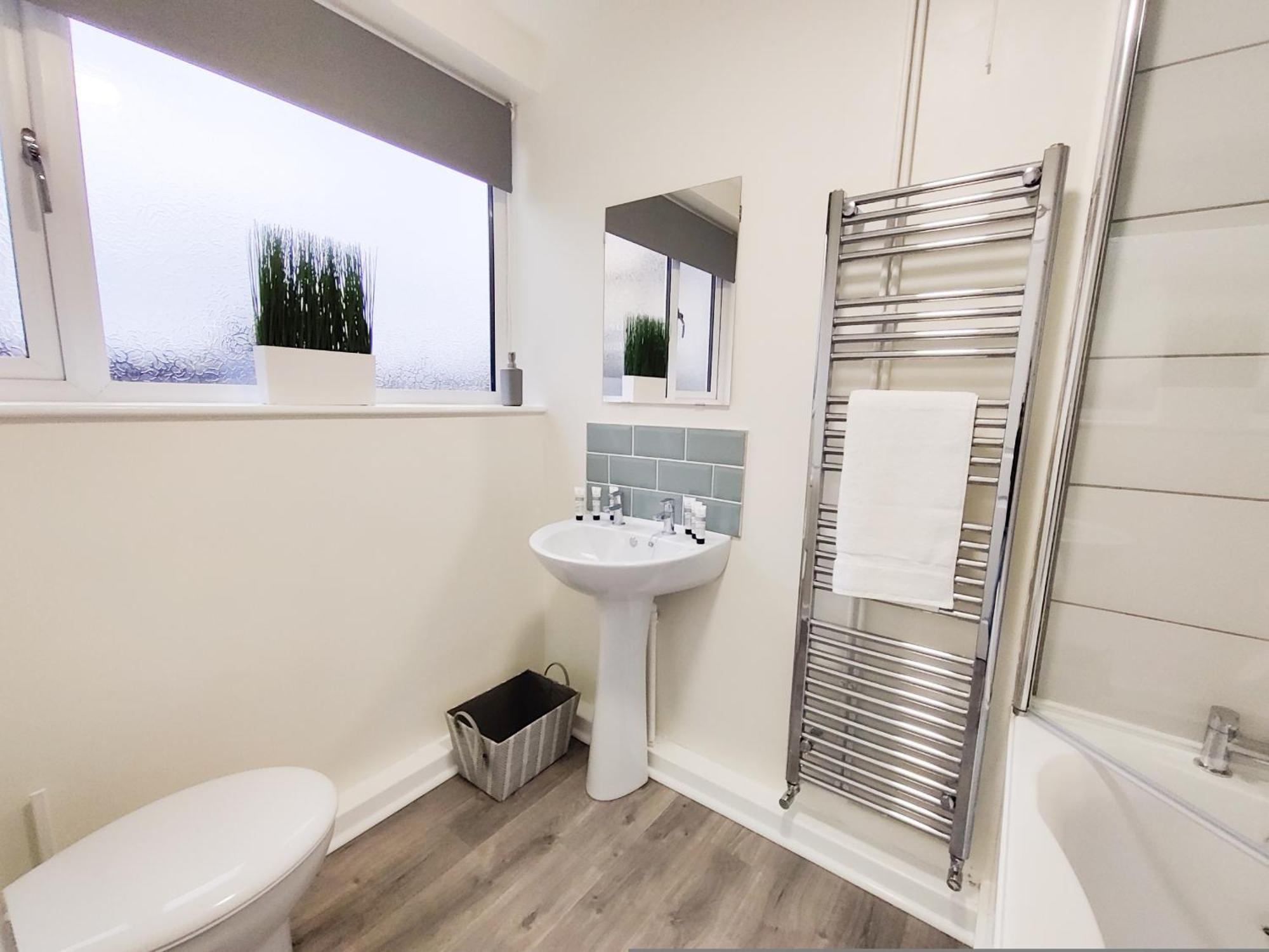 ドンカスター3Br-St Johns Hse-Free Parking-Workers-Kitchen-Wifi-Dog Friendlyアパートメント エクステリア 写真